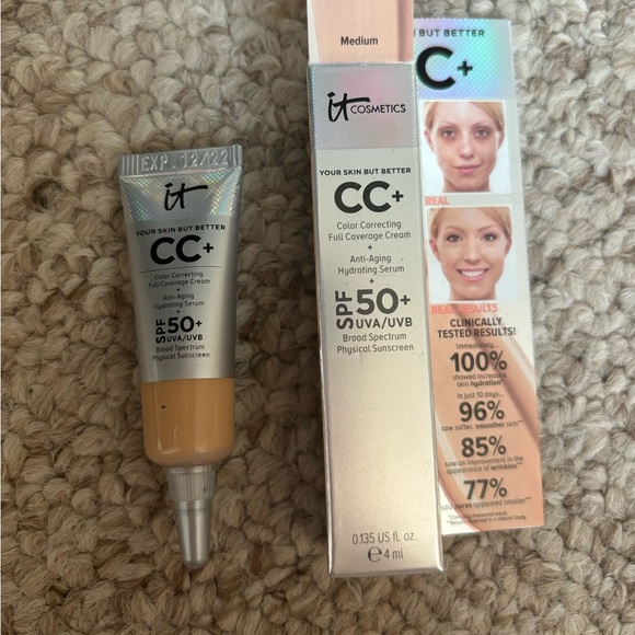 8 luxury & high end makeup trial sizes - Picture 3 of 4